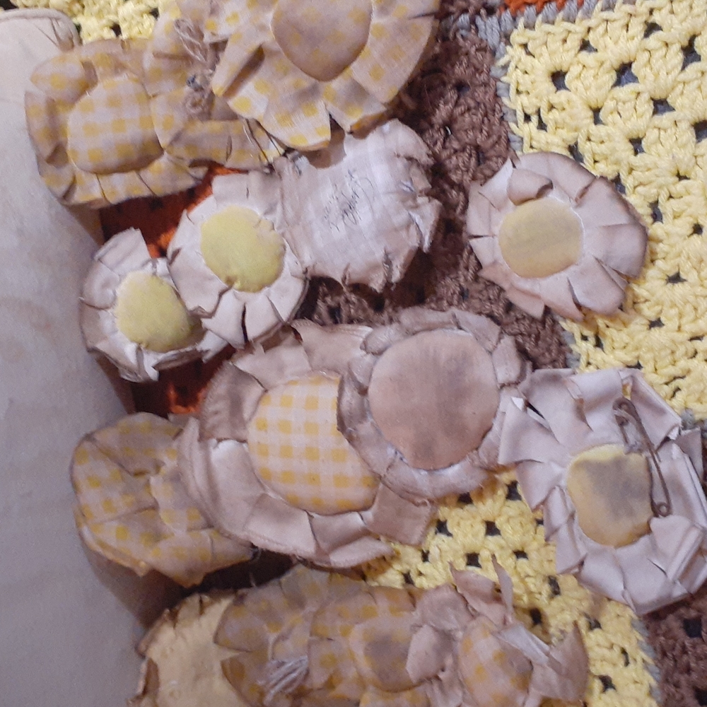 Grungy sunflower Bowlfillers